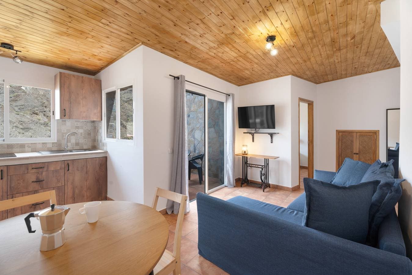 Foto 3 von 22: Vv La Era I mit Meerblick, Balkon, WLAN und Klimaanlage