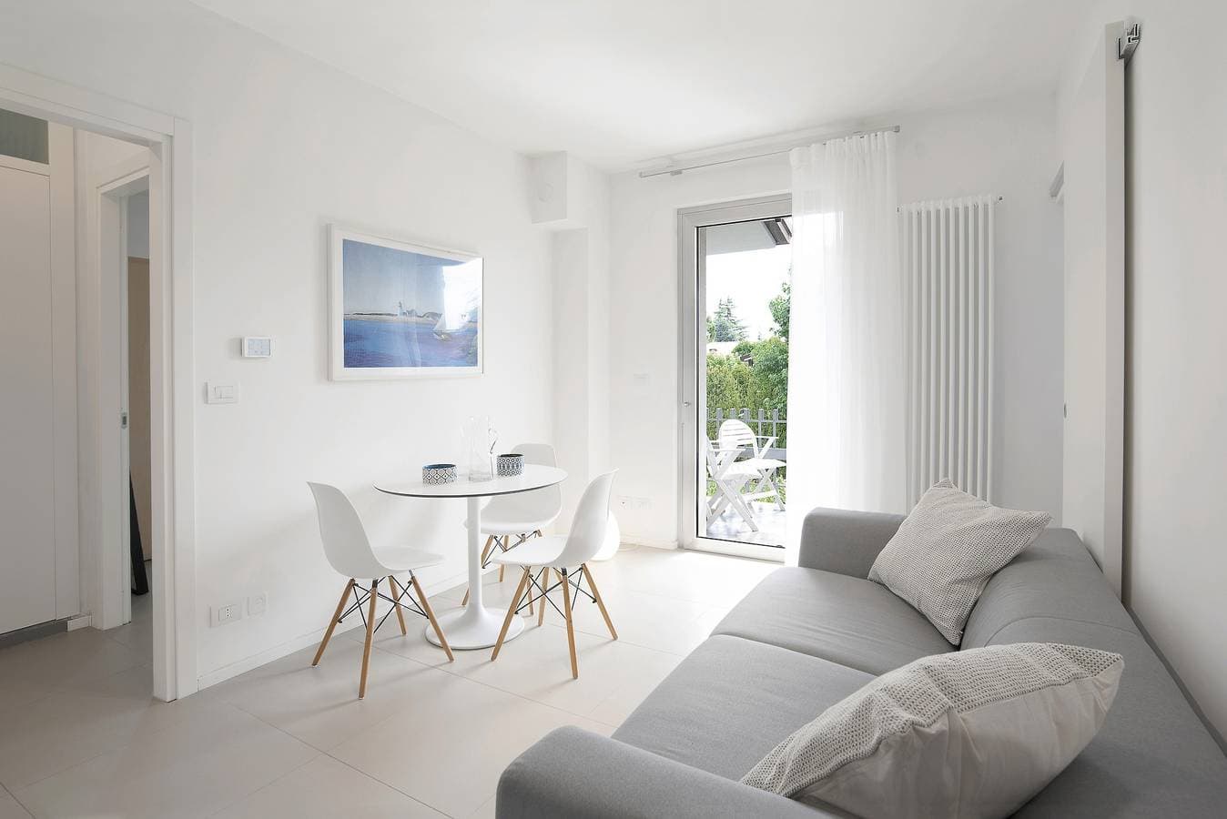 Foto 4 von 26: Ferienwohnung Baseventuno 4 mit WLAN, Klimaanlage, Balkon und Pool