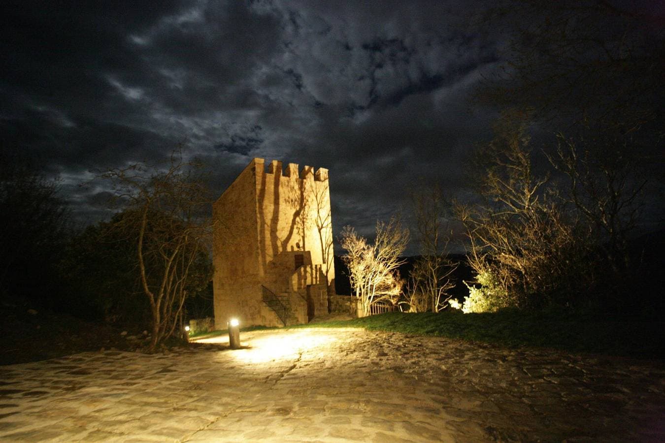 Foto 9 von 18: La Tour du Château
