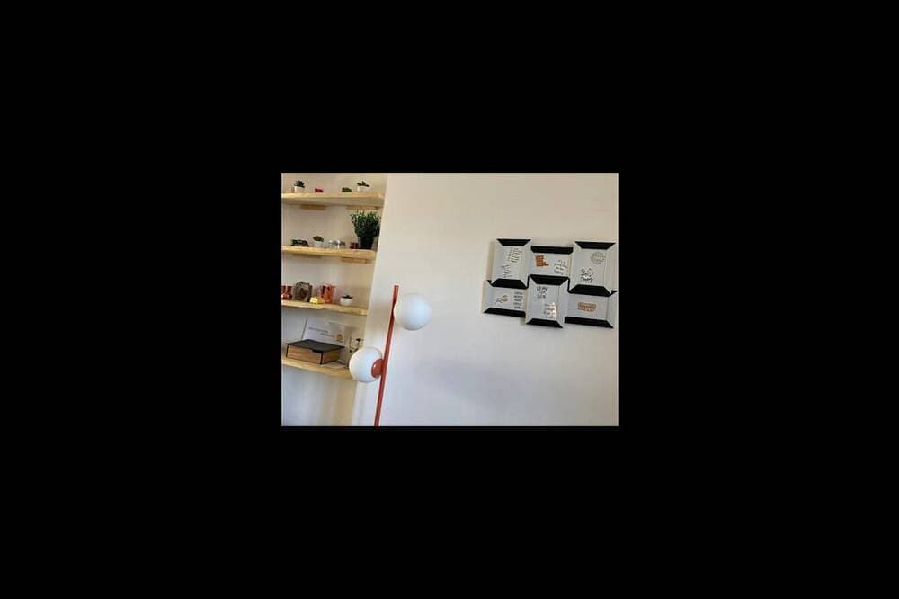 Foto 11 von 14: Room in house drome + viarhona + freeway + jacuzzi (extra charge)