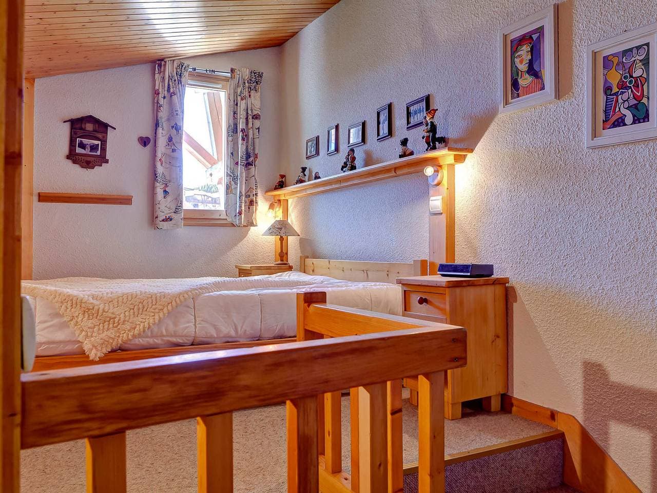 Foto 3 von 19: Helles Ski-in/Ski-out-Duplex für 9 Pers, Haustiere erlaubt