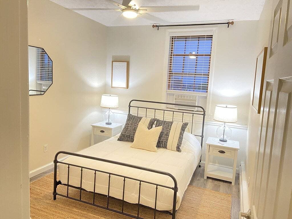 Foto 8 von 10: 2 Schlafzimmer Wohnung im obersten Stockwerk im West End von Portland