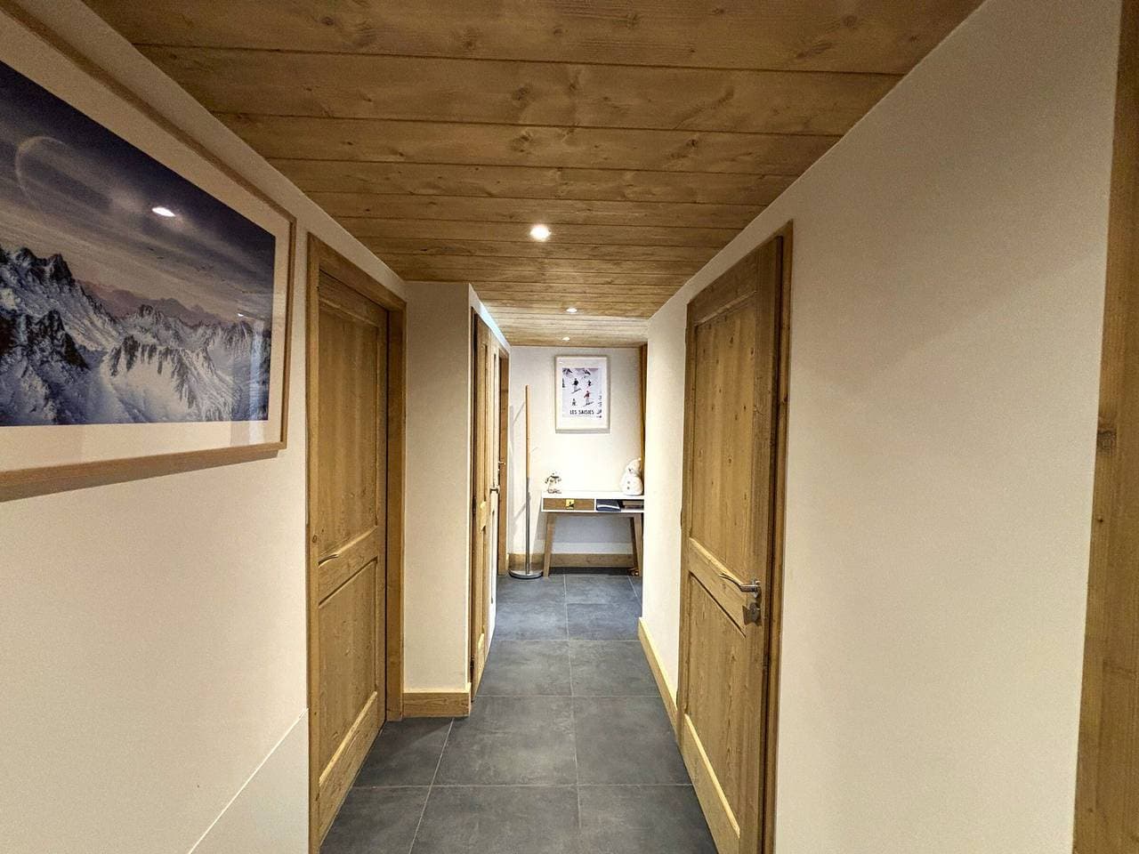 Foto 4 von 15: Neues 3-Zimmer-Apartment, überdachter Parkplatz, 6 Pers
