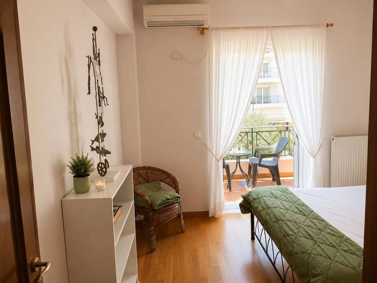 Foto 11 von 18: Pavlos Apartment - Leontari Stay with Garden View
