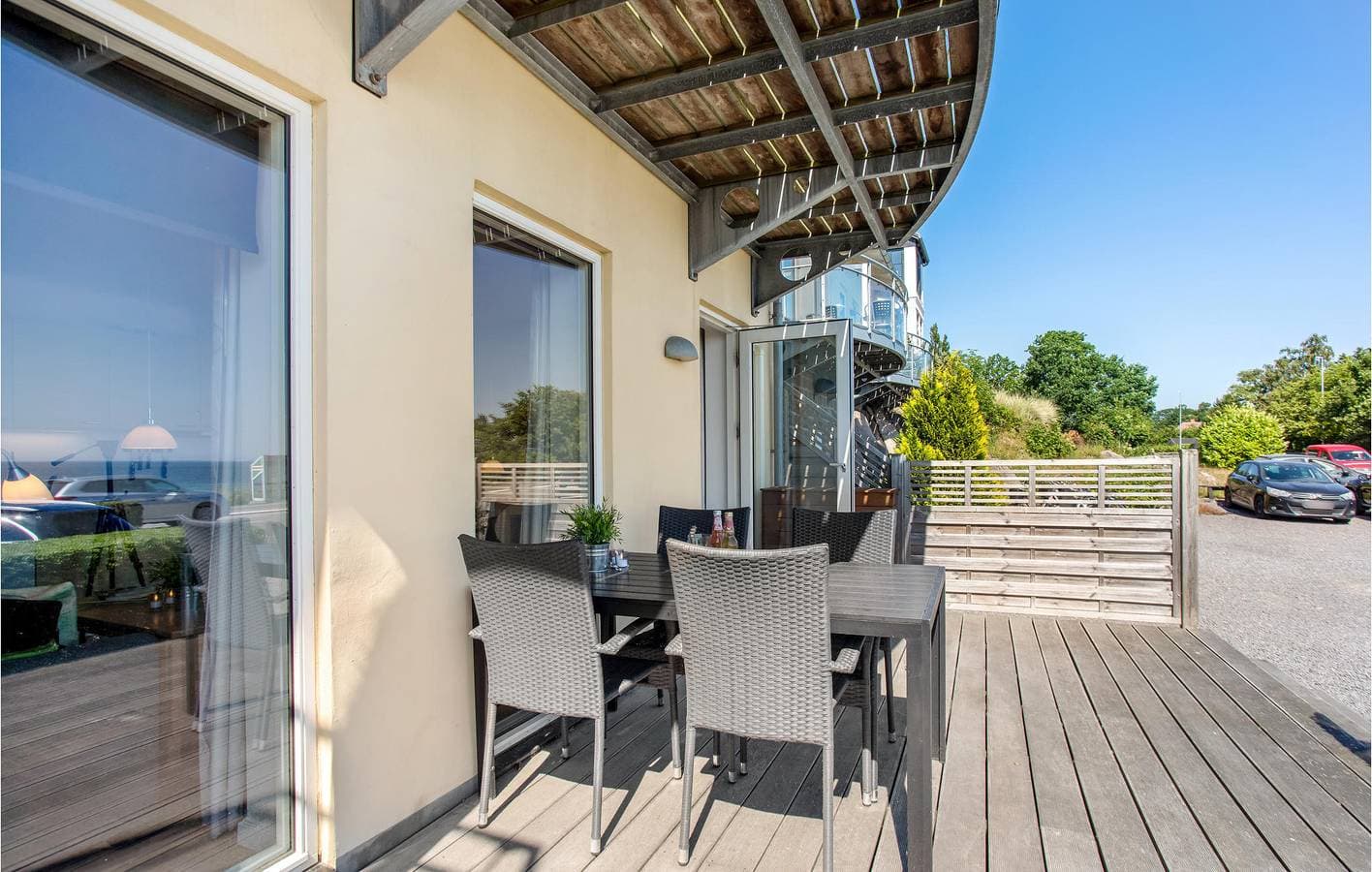 Foto 10 von 18: Ferienwohnung für 4 Personen mit Terrasse