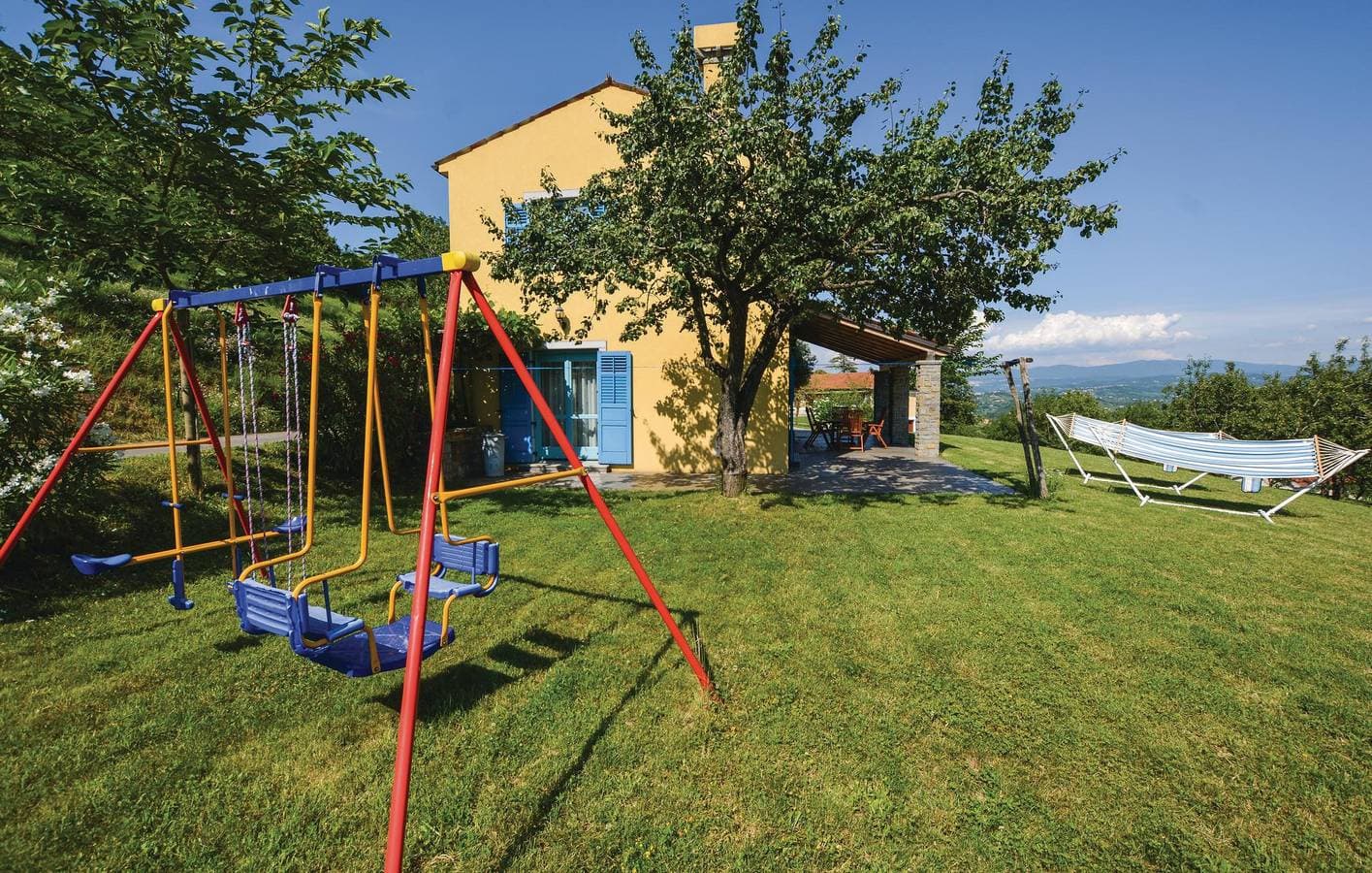 Foto 5 von 32: Ferienhaus für 6 Personen mit Terrasse