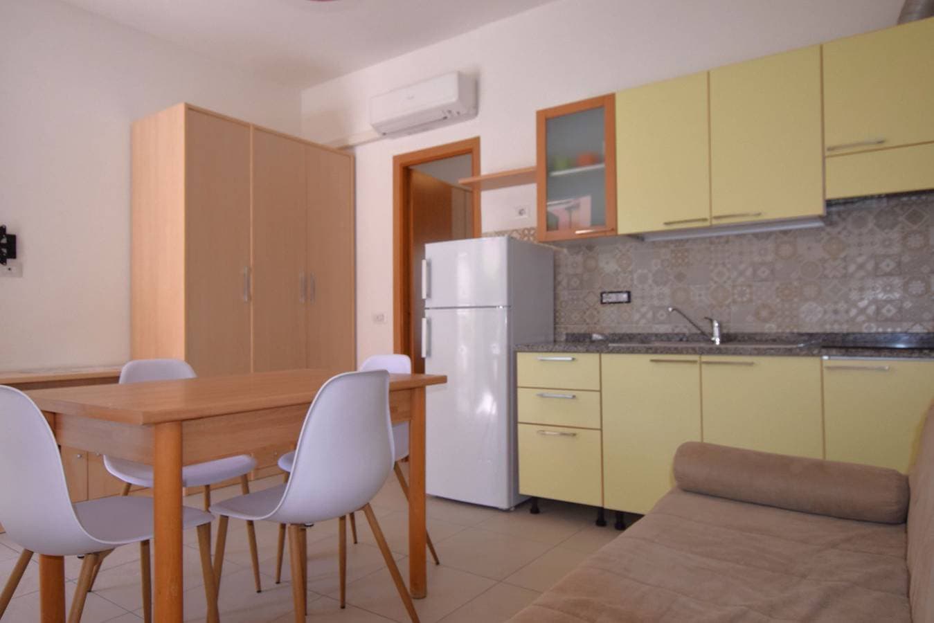Foto 5 von 18: Ferienwohnung für 5 Personen mit Terrasse