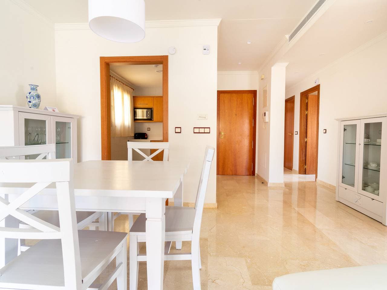 Foto 11 von 35: Modernes Apartment in Albir mit Gemeinschaftspool, WLAN, Klimaanlage
