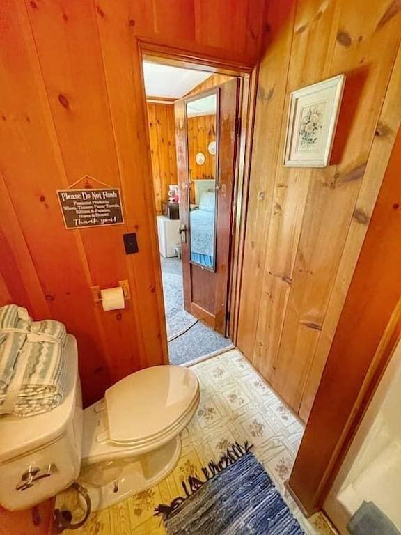 Foto 2 von 28: Open Hearth Inn Cottage 8 - 10 min to Acadia!