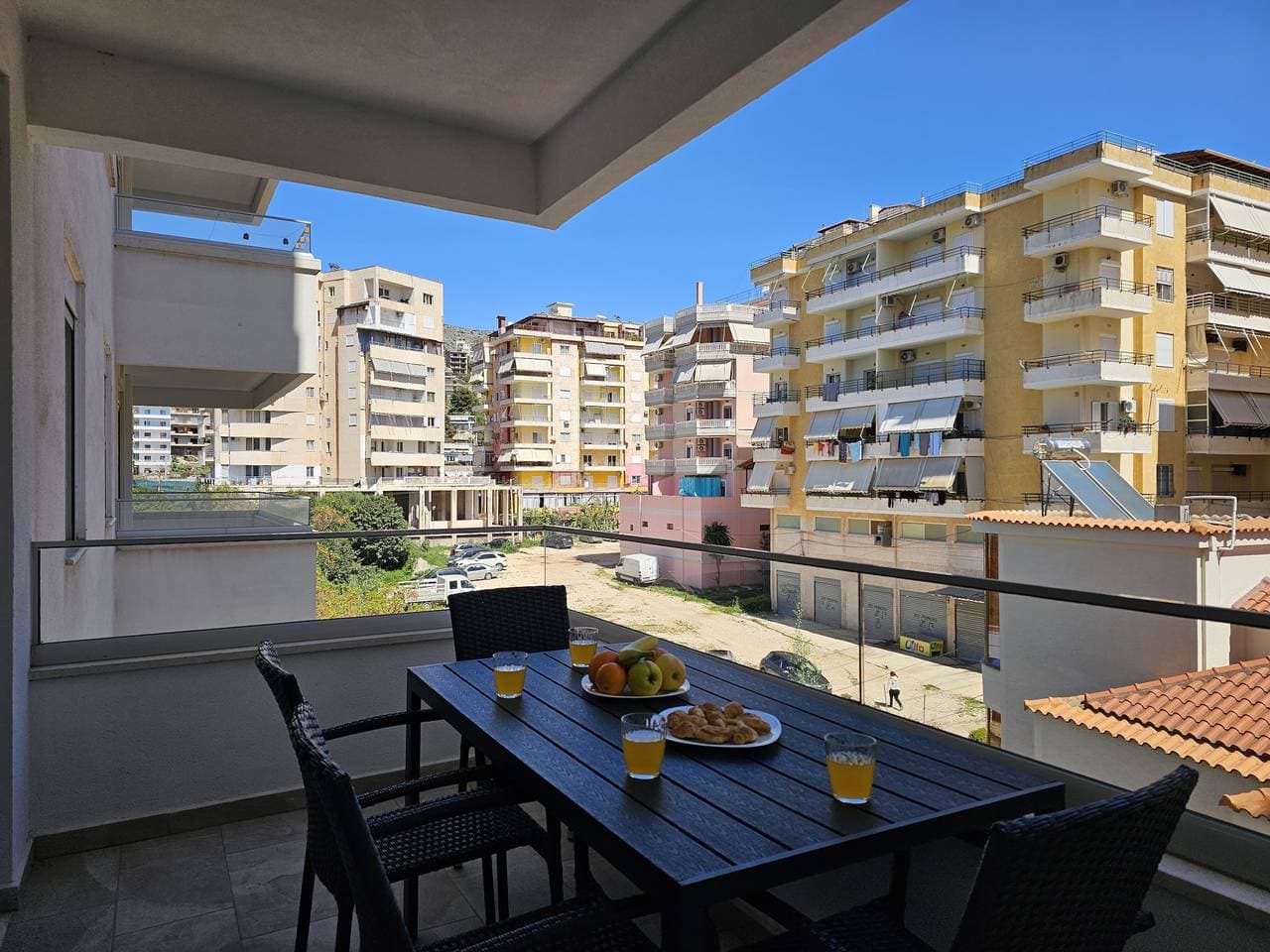 Foto 4 von 34: Ferienwohnung für 3 Personen mit Balkon