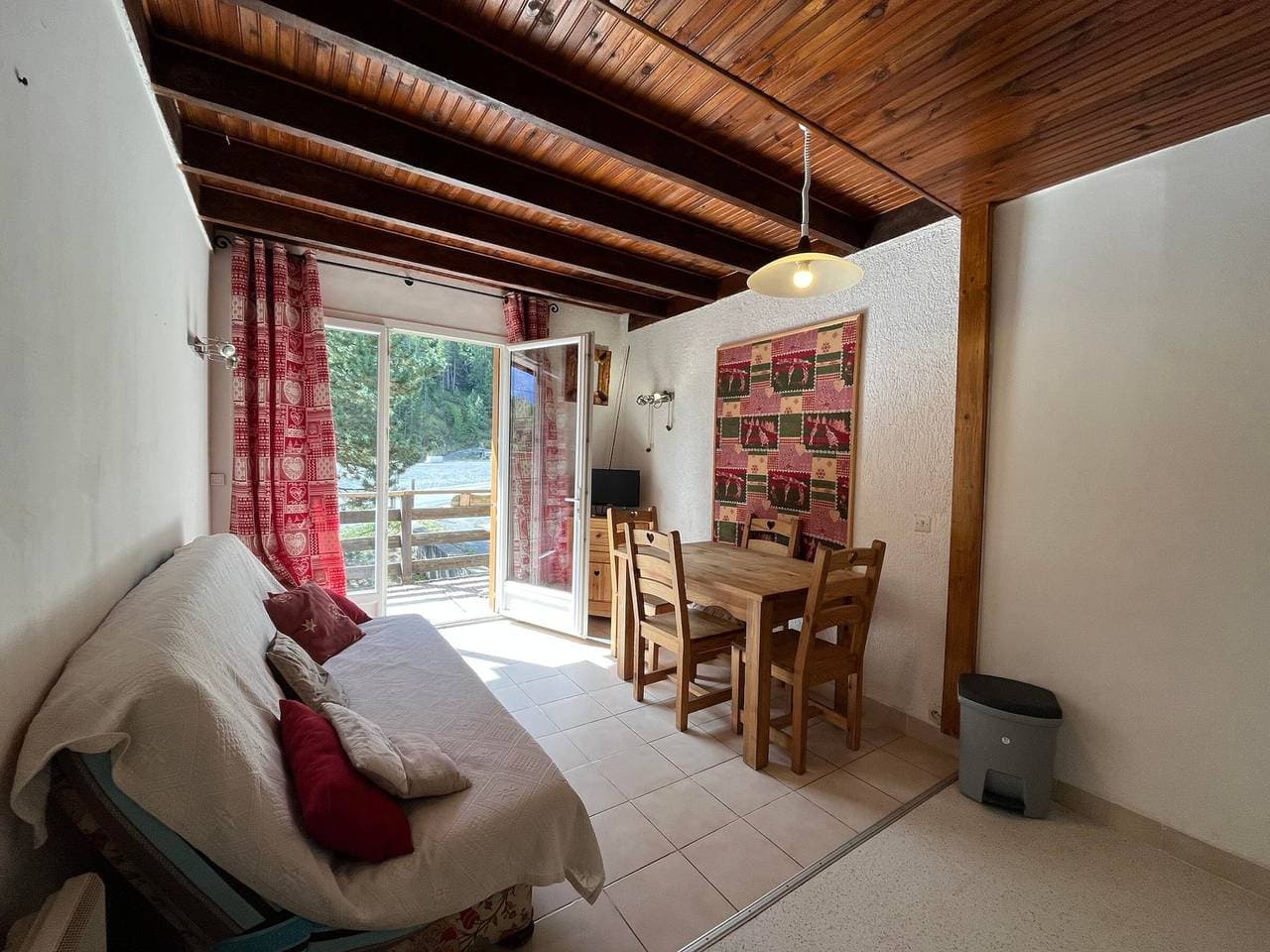 Foto 3 von 10: Gemütliche Wohnung im Chalet-Stil in Pra-Loup, 4 Pers