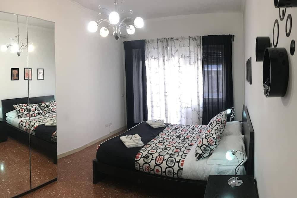 Foto 7 von 30: Kokoroma Zypern Vatikan Rom