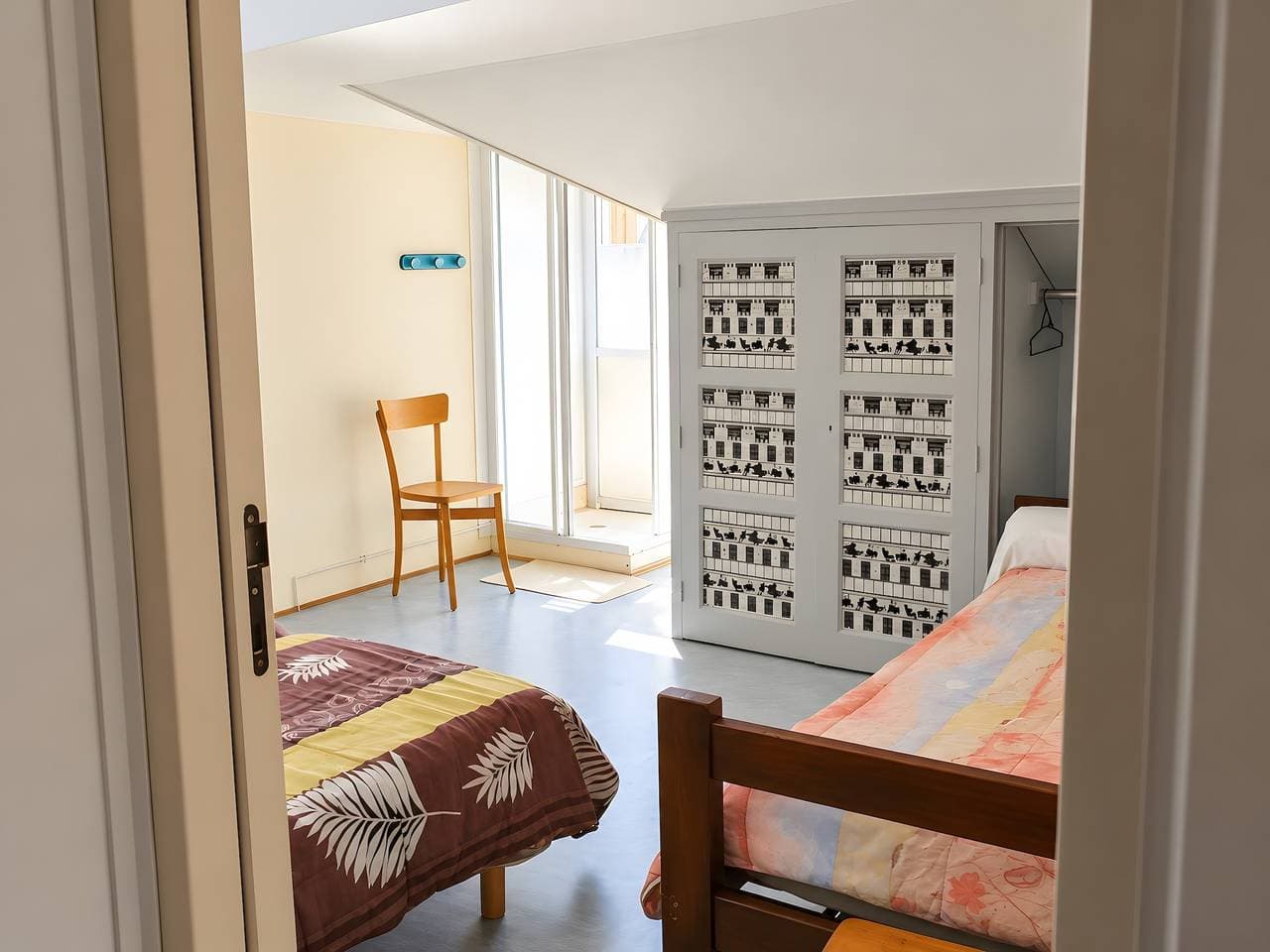 Foto 7 von 17: Ferienhaus 'Chambre Pour 3 Au RDChaussée' mit Bergblick, Gemeinschaftsterrasse & WLAN