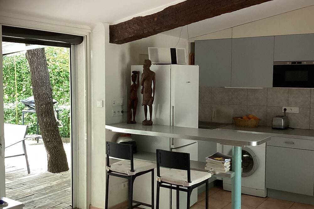 Studio Avec Terrasse et Pergola Dans Propriété Calme et Sécurisée 1