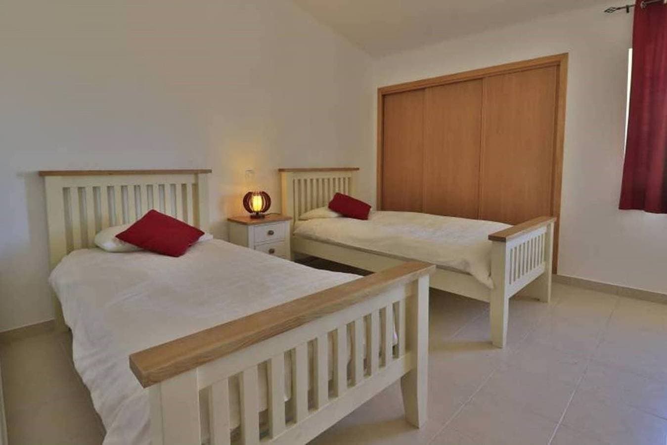 Foto 7 von 24: Charming Vale Do Lobo Villa | Casa Vale Do Lobo 832A | 3 Bedrooms  | Short Walk To Praca