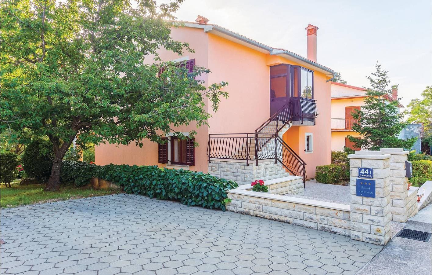 Gemütliche Ferienwohnung mit Terrasse in der Nähe des Stadtzentrums und der Küste 1