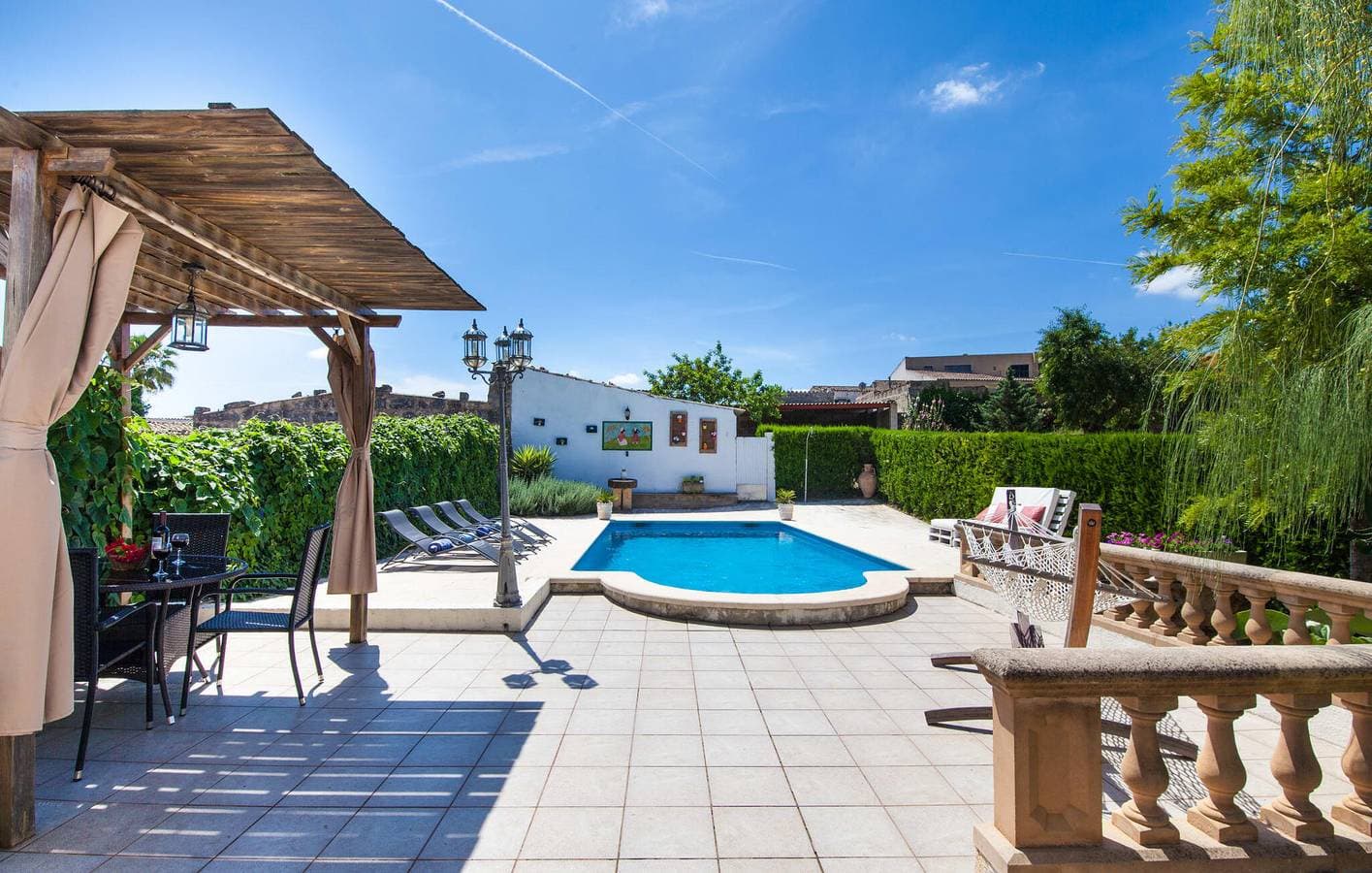 Foto 3 von 46: Sant Joan Wohnung mit Pool, Küche und Internet