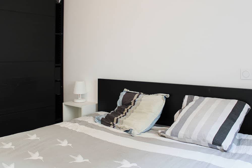 Foto 3 von 14: Charming modern 2-room apartment near Paris