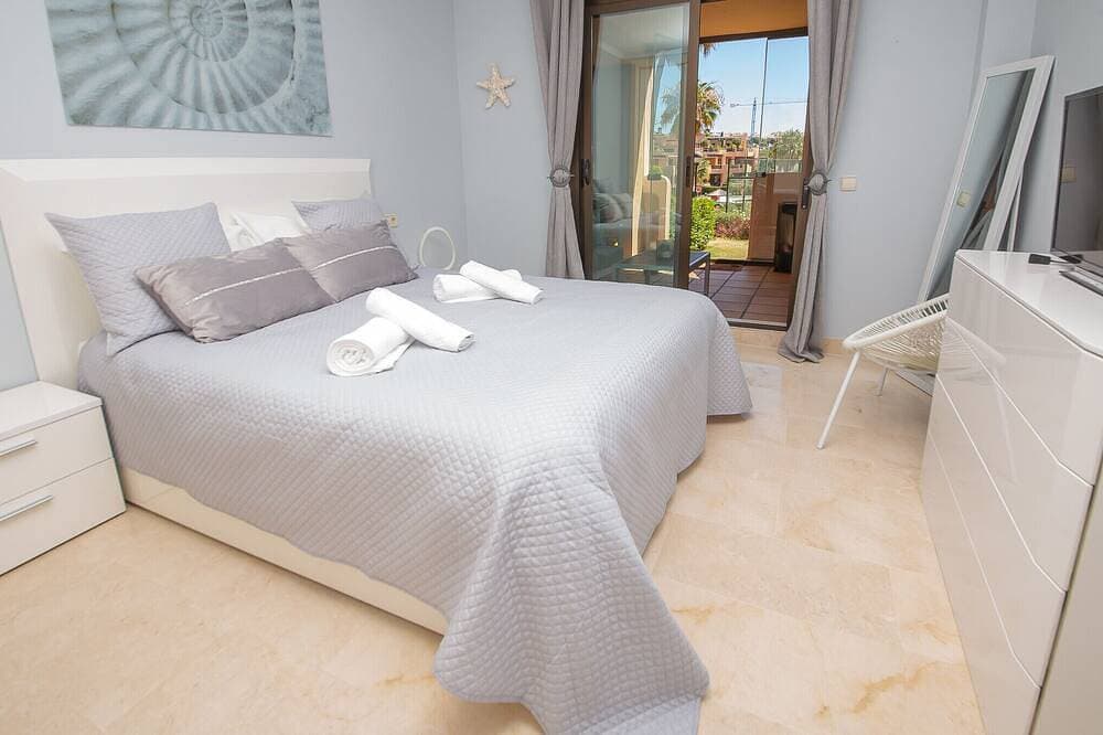 Foto 2 von 30: Casares Beach apt 104