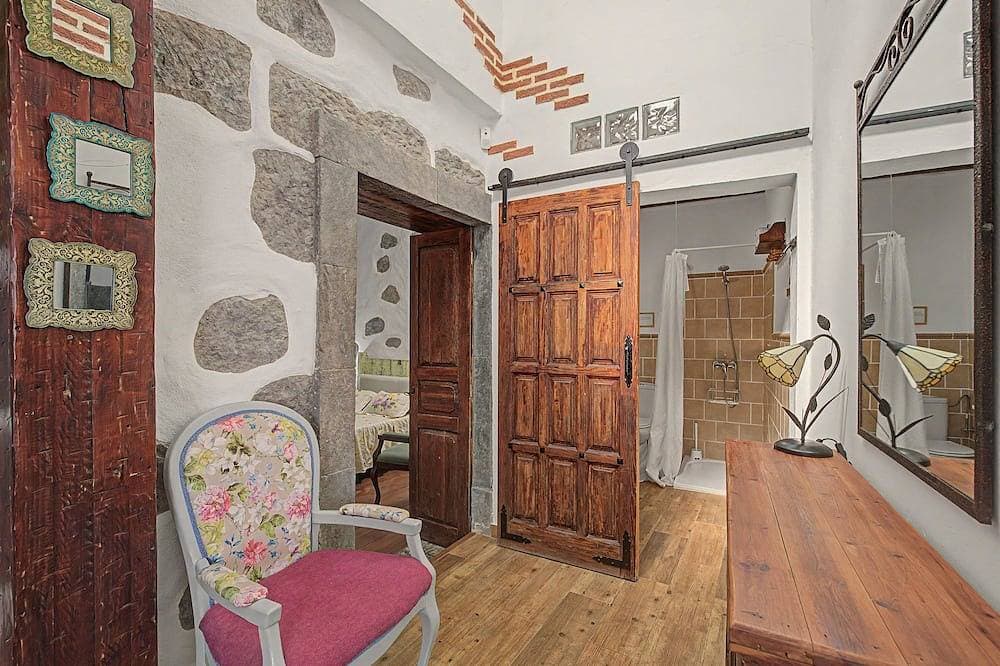 Foto 7 von 30: Ferienhaus 'Gloria' mit Bergblick, gemeinsamer Terrasse und WLAN