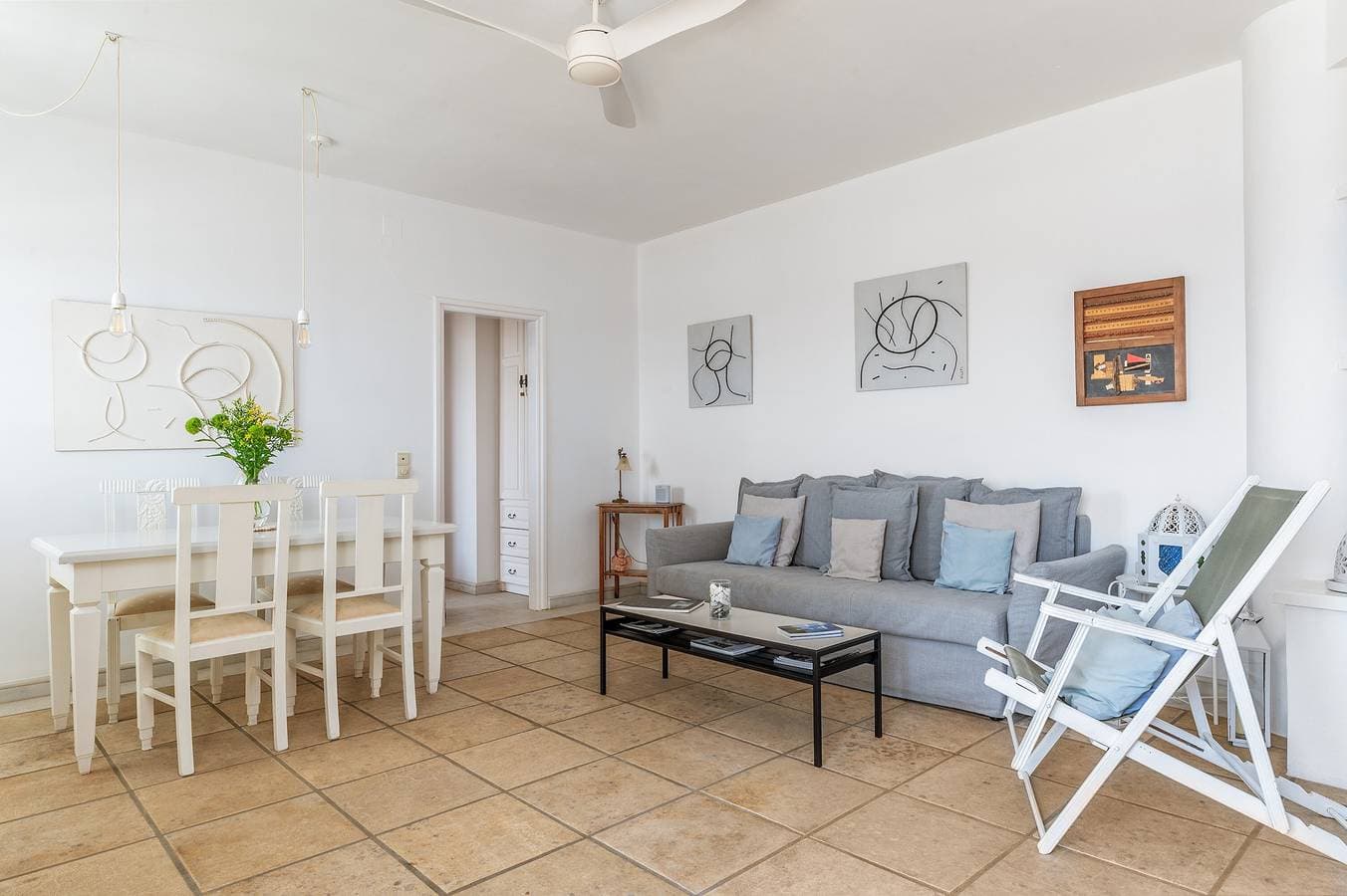 Foto 3 von 25: Ferienwohnung 'Seepferdchen 2 Tinos' mit Meerblick, WLAN und Klimaanlage
