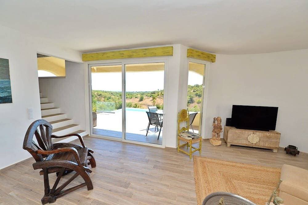 Foto 11 von 29: Villa C/piscina Panoramica