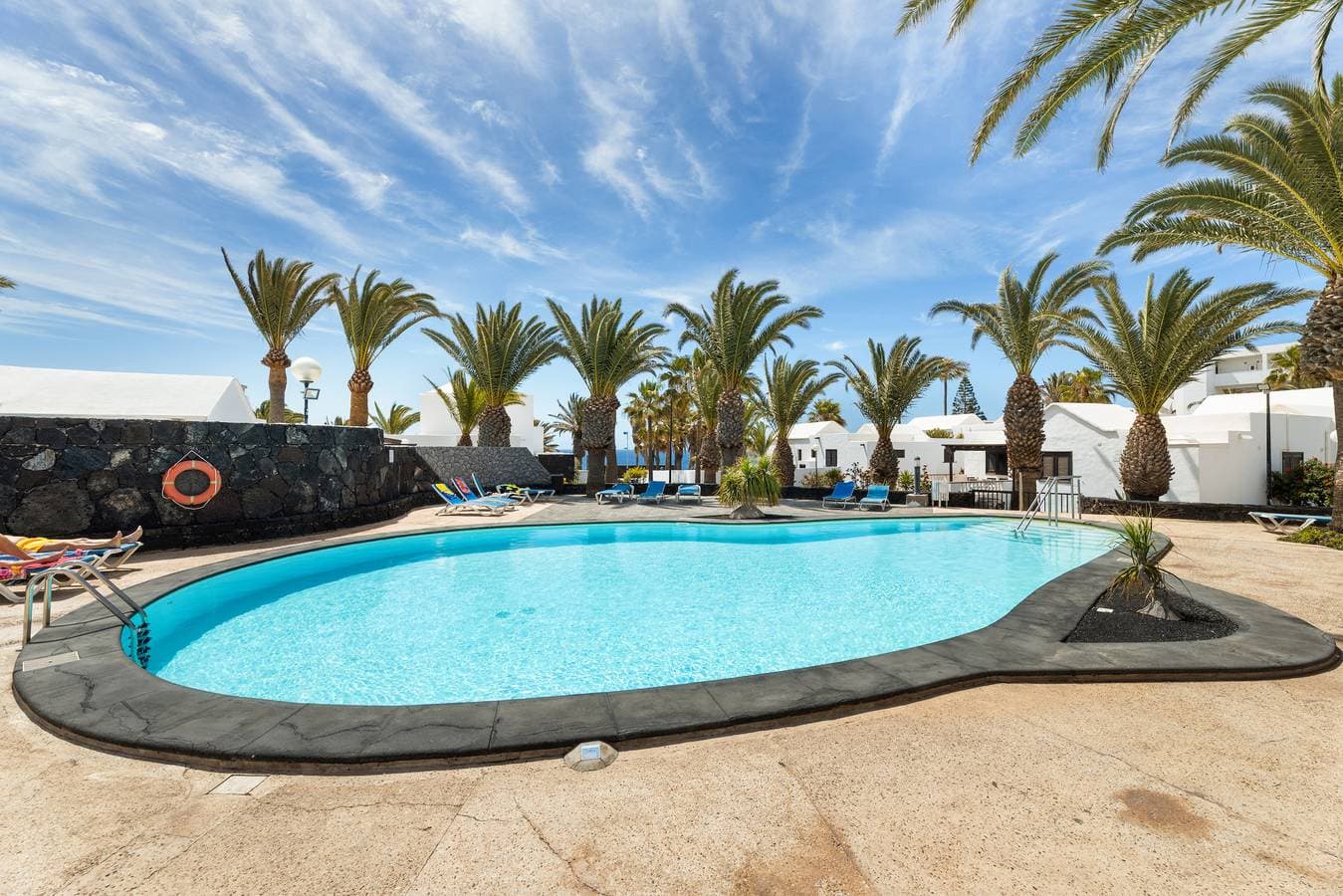 Casahost Bastian Beach 17 1
