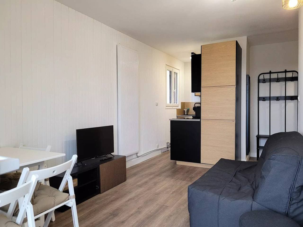 Foto 13 von 13: Studio von 34m2, 4 Personen belichtet Ost, Balkon mit schöner Aussicht auf das Tal