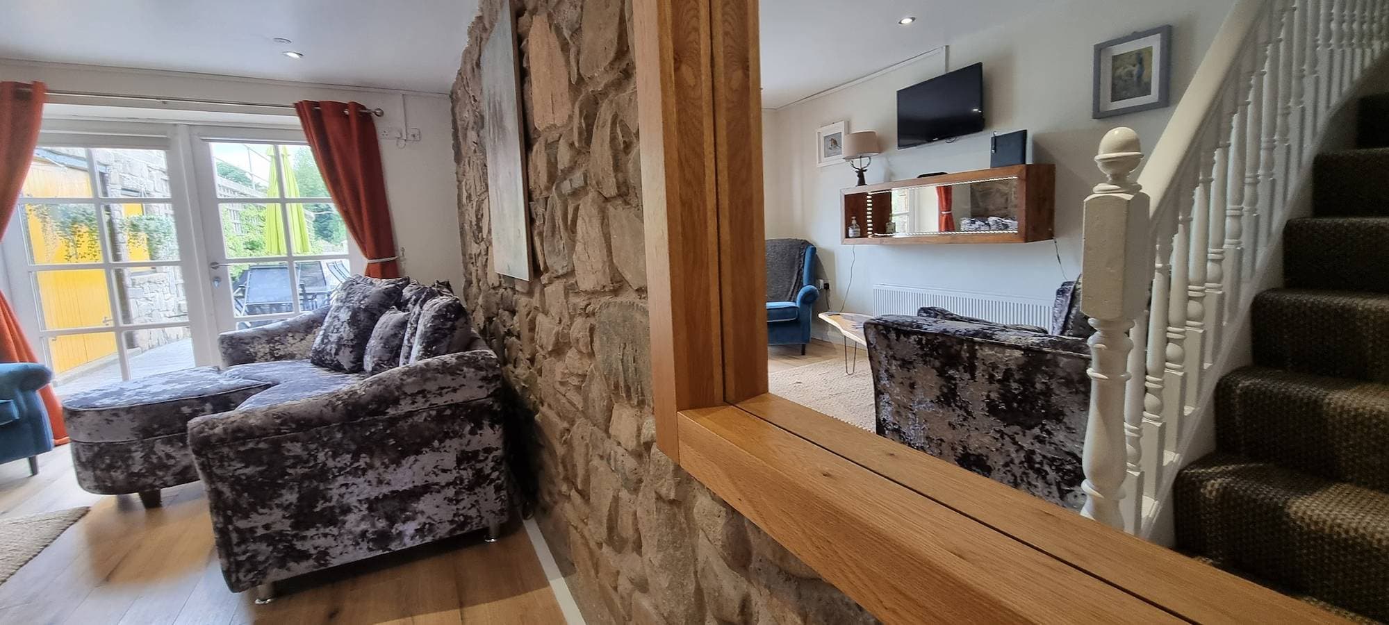 Foto 4 von 15: Cottage für 6 Personen mit Terrasse