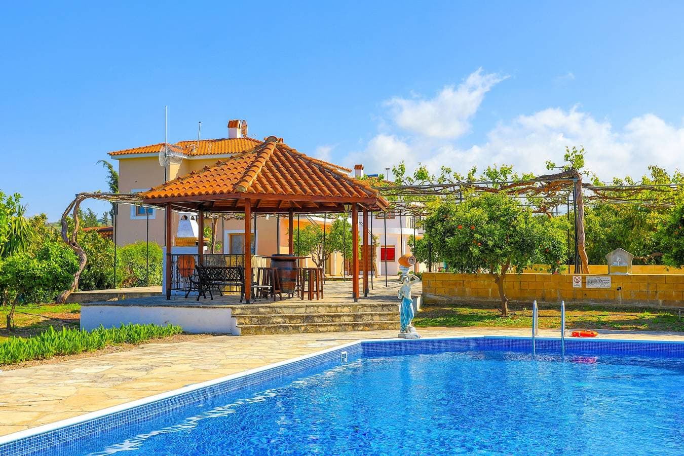 Foto 4 von 33: Villa Athina Finiki