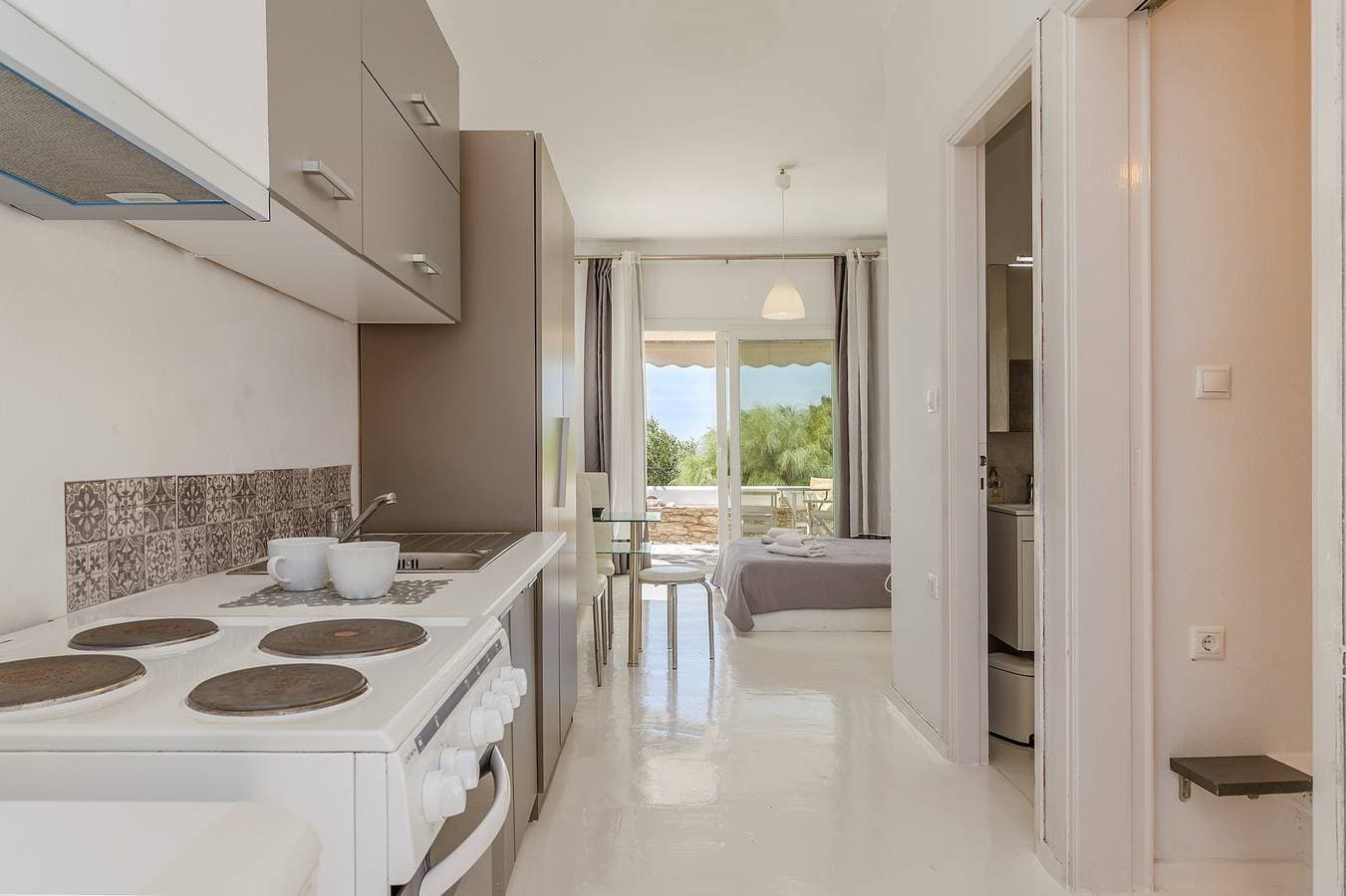 Foto 11 von 41: Ferienwohnung 'Lefkopetra' mit gemeinsamer Terrasse, Wi-Fi und Klimaanlage