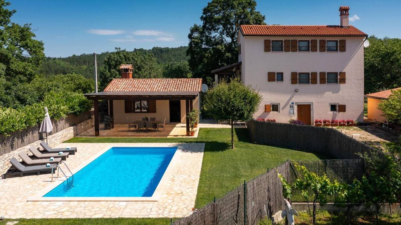 Foto 13 von 52: Villa with Private Pool