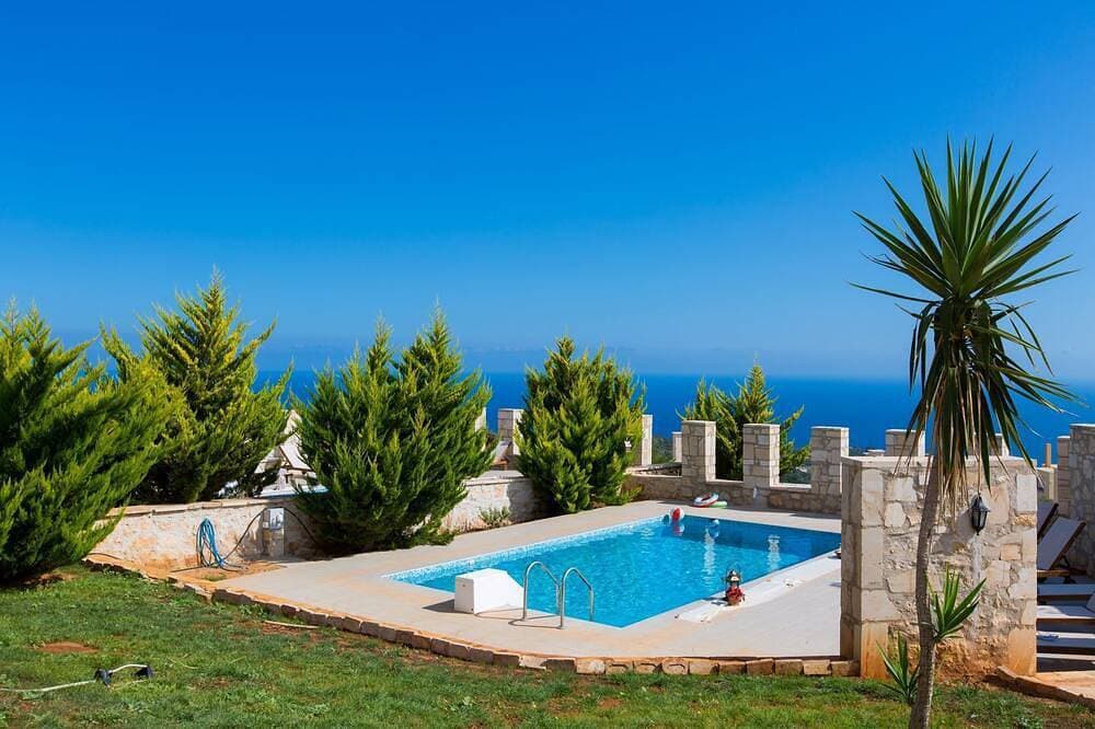 Foto 13 von 27: Faethon, Öko-Steinvilla mit privatem Pool und Meerblick