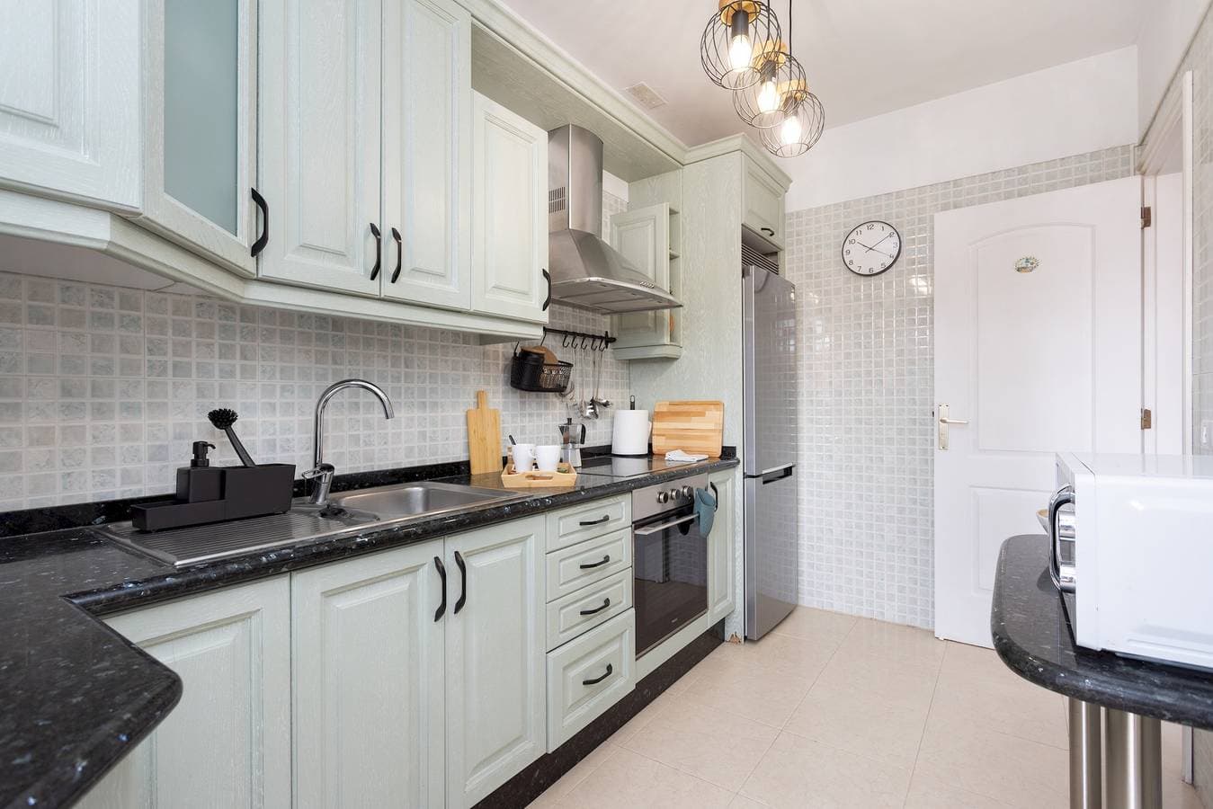 Foto 11 von 39: Ferienwohnung für 4 Personen mit Pool