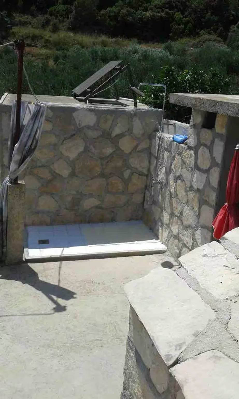 Foto 7 von 22: 3-Zimmer-Haus am Strand Bucht Srhov Dolac, Hvar
