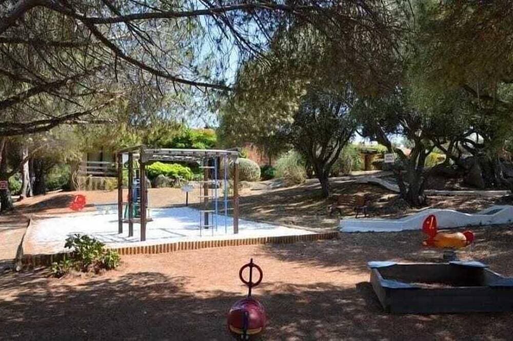 Foto 12 von 21: Mini-Villa mit Meerblick und WLAN in kleiner Residenz*** mit beheiztem Pool