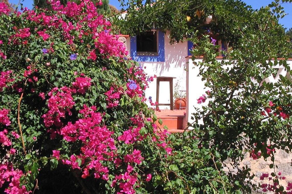 Foto 12 von 30: Traditionelle Bauernhütte mit Pool, in prachtvoller, ruhiger Lage