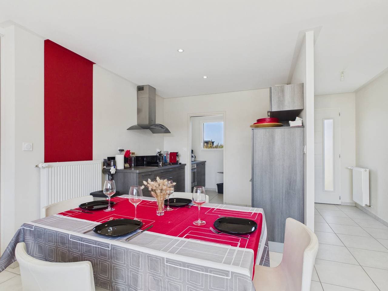 Foto 9 von 25: Haus für 4, Whirlpool & Garten, Strand 200 m entfernt