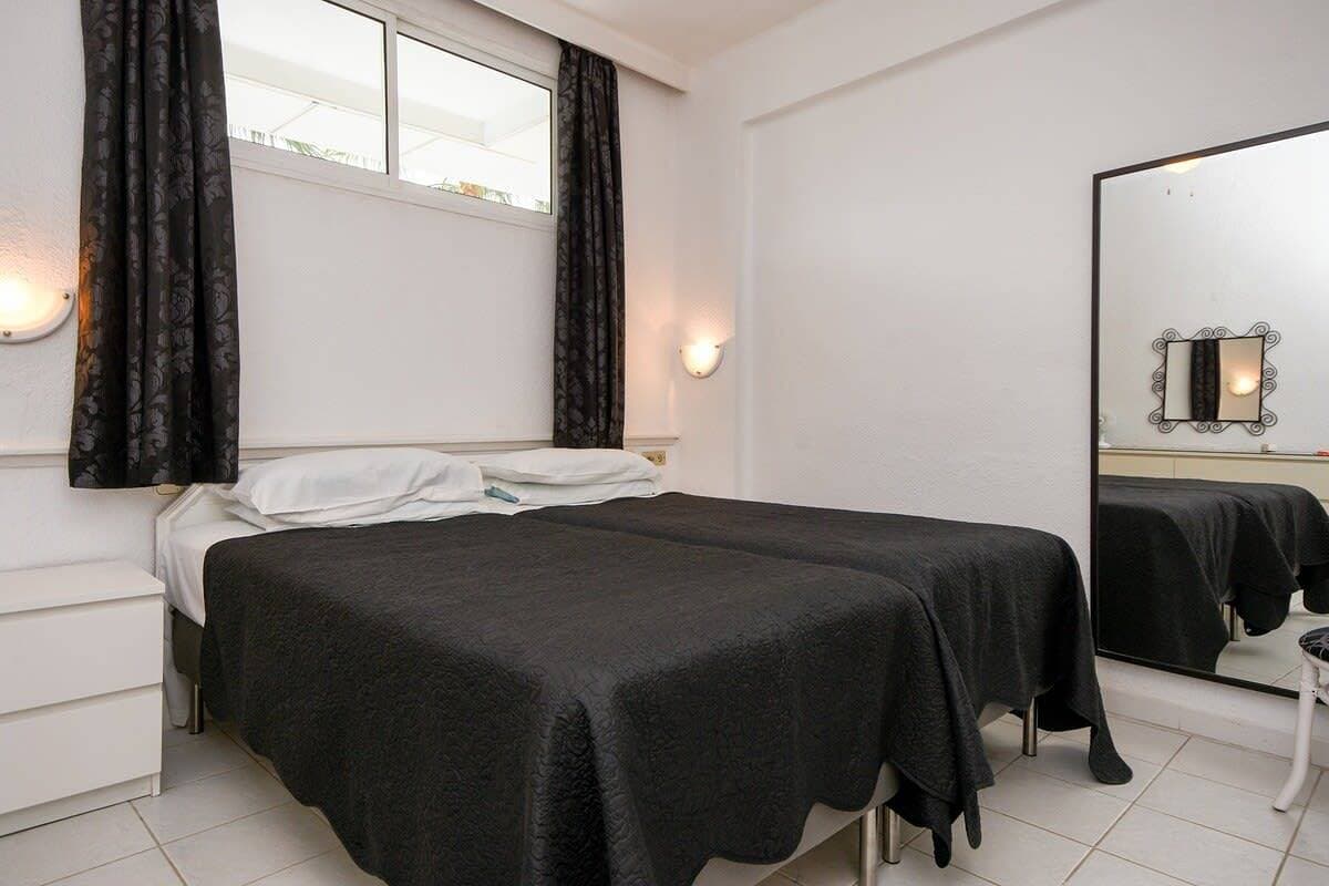 Foto 11 von 23: Ferienwohnung für 3 Personen mit Pool