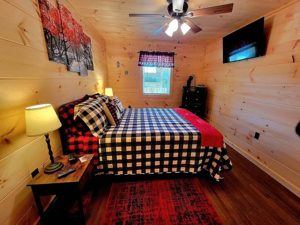 Heavenly Daze!!! Mountain Getaway!!!! 1