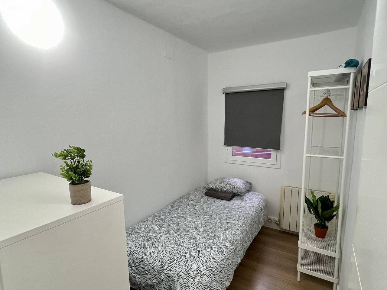 Foto 9 von 12: Modernes Apartment mit AC, WiFi & Küche 400m vom Stadtzentrum entfernt
