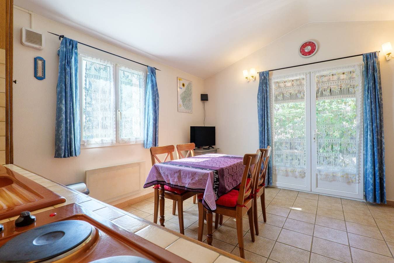 Foto 6 von 35: Ferienhaus „Le Cade - La Fontinelle“ in Bessas für bis zu 4 Personen