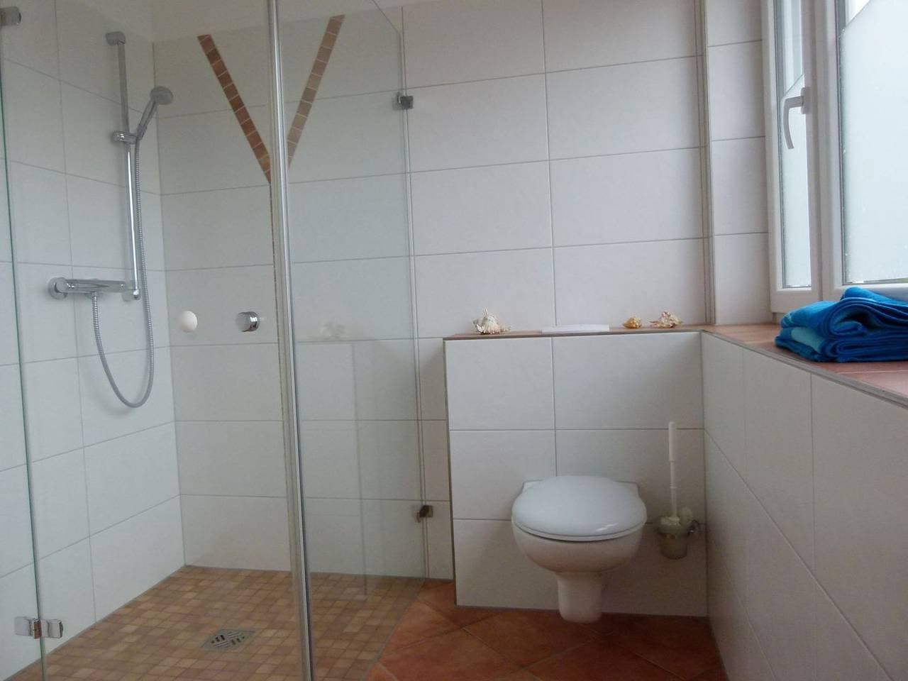 Foto 3 von 12: Ferienwohnung Elisabeth - herrliche Seesicht