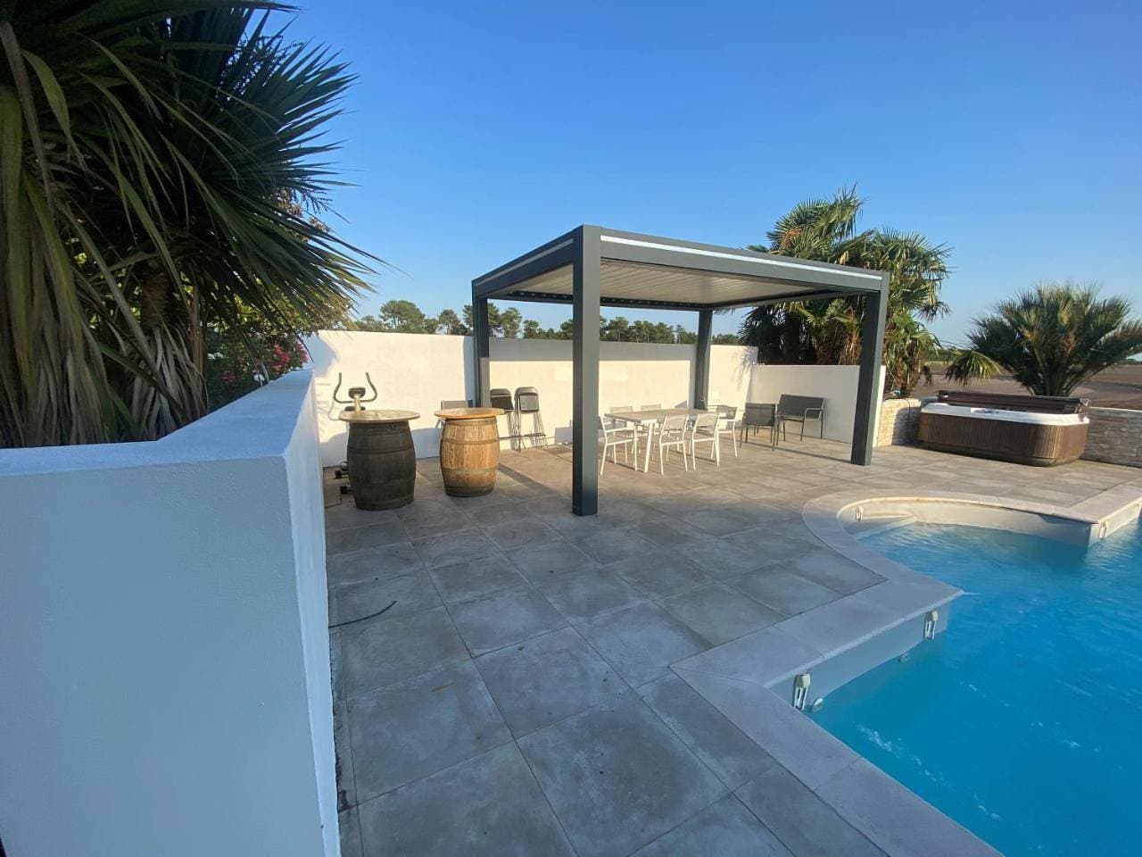 Foto 13 von 23: Villa with Private Pool