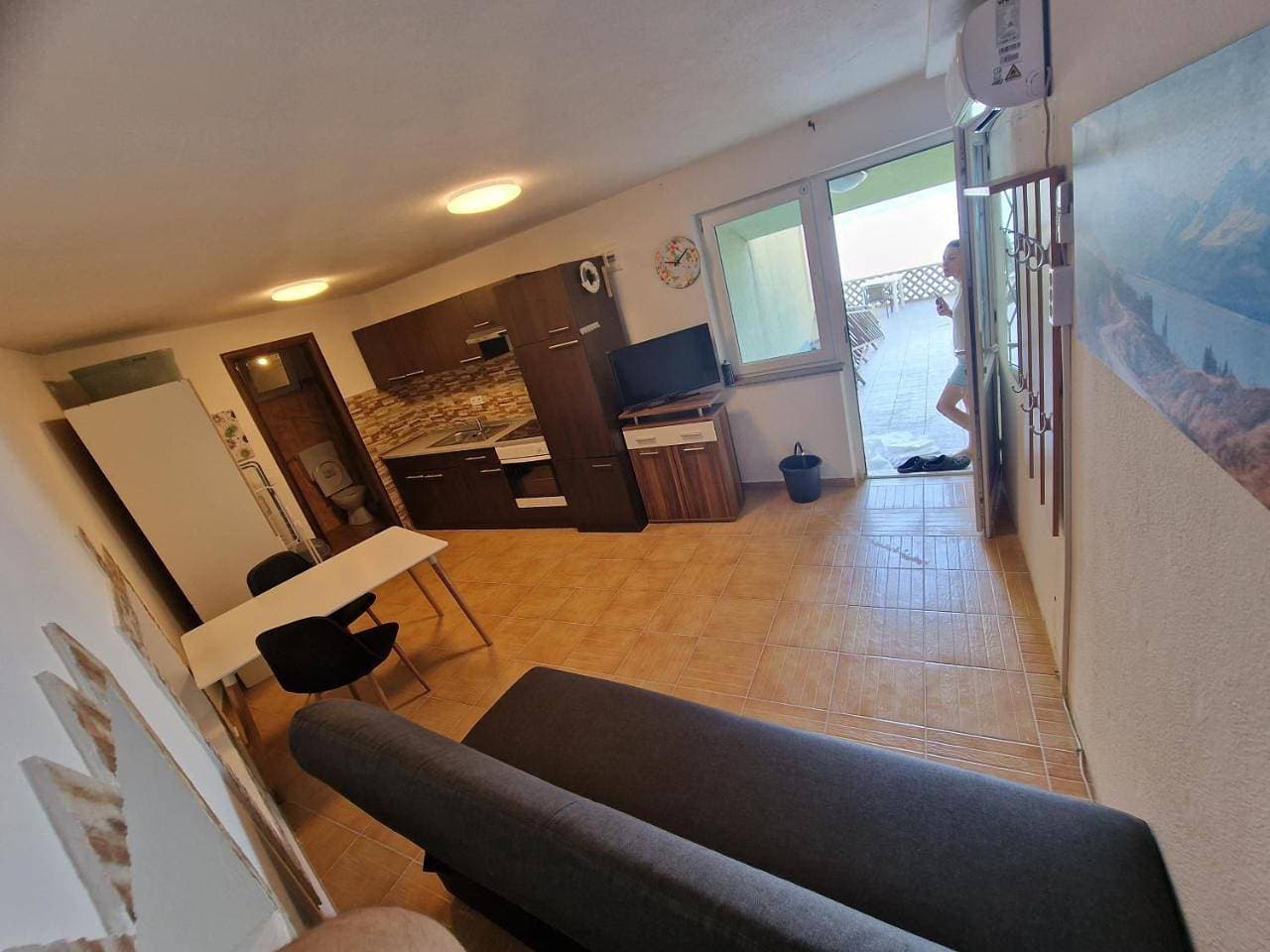 Foto 5 von 6: One-Bedroom Apartment