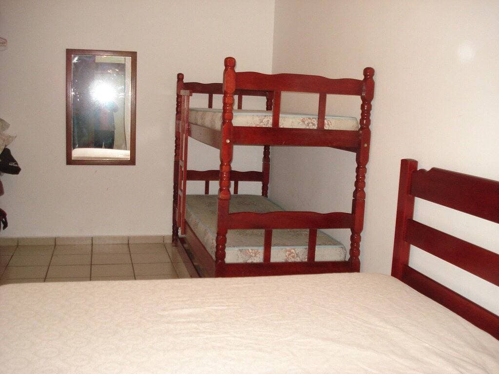 Schöne Wohnung vor Toninhas Beach Condo Pool 1