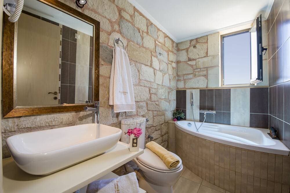 Foto 7 von 30: Villa Christy 150 Meter vom Strand entfernt mit privatem Pool und Kamin