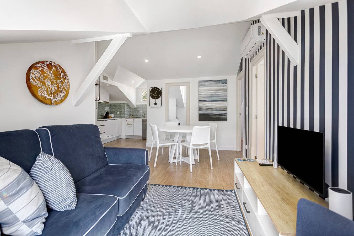 Foto 2 von 16: Ferienwohnung "Casa Ribeiro - Praia Chic" mit Balkon und WLAN