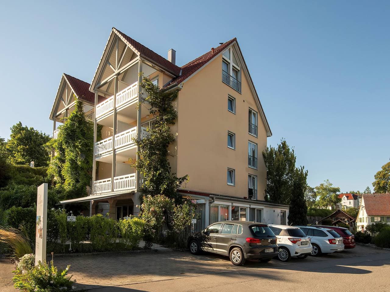 Foto 2 von 23: Hotel Garni Allgovia - Doppelzimmer, 24qm, mit Balkon, max. 2 Personen