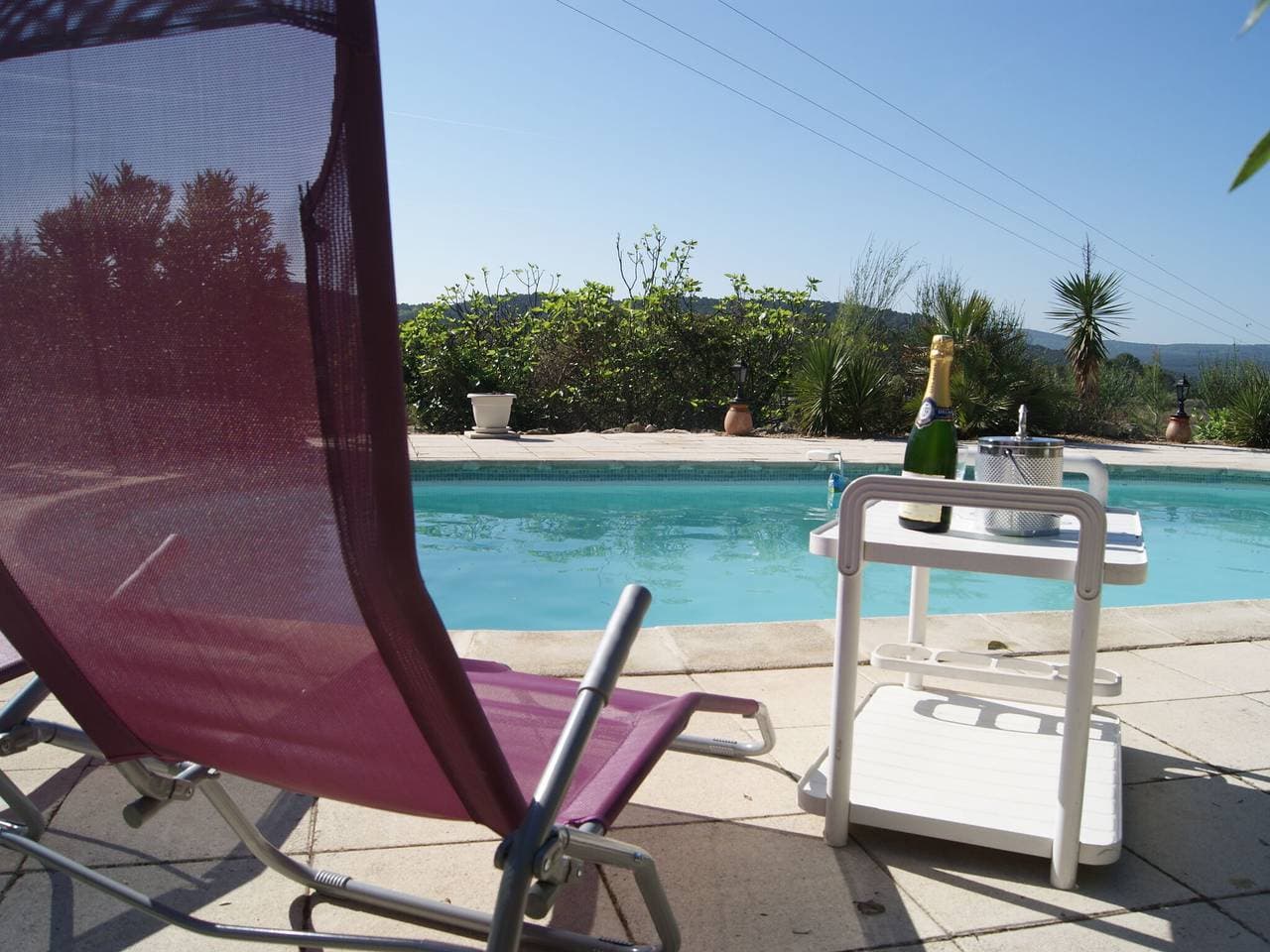 Foto 10 von 40: Villa in Provence mit Pool und Weinbergblick